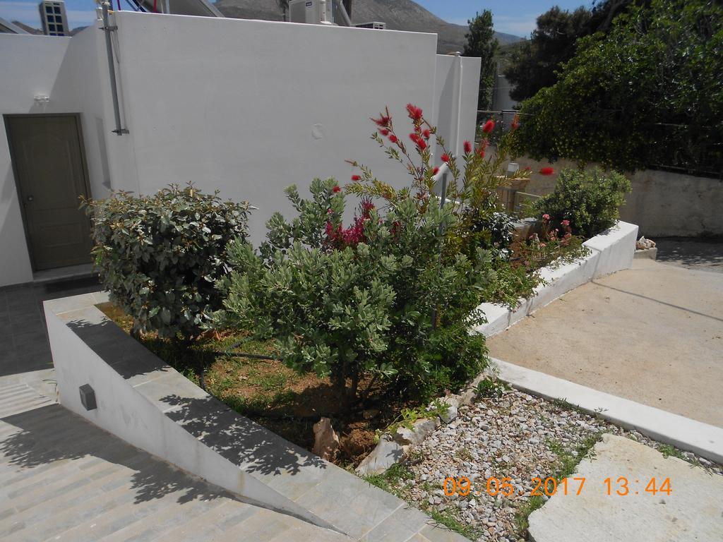 Aspous Studios And Rooms Skyros Exterior photo